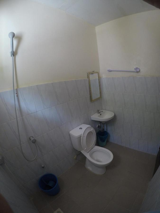 Se San Beach Resort-Isla De Gigantes Carles Екстер'єр фото